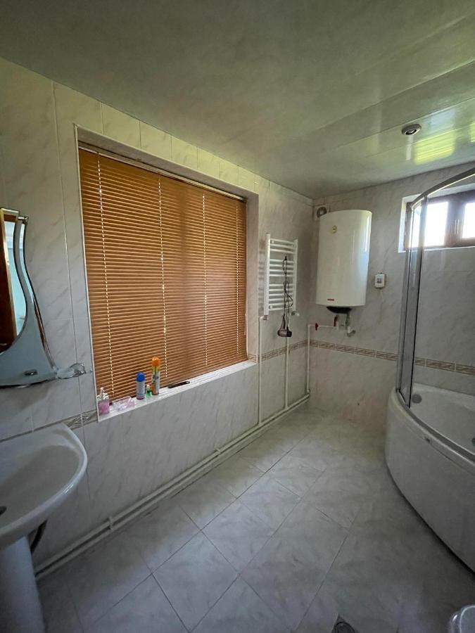 Blue Guest House Samtredia Dış mekan fotoğraf