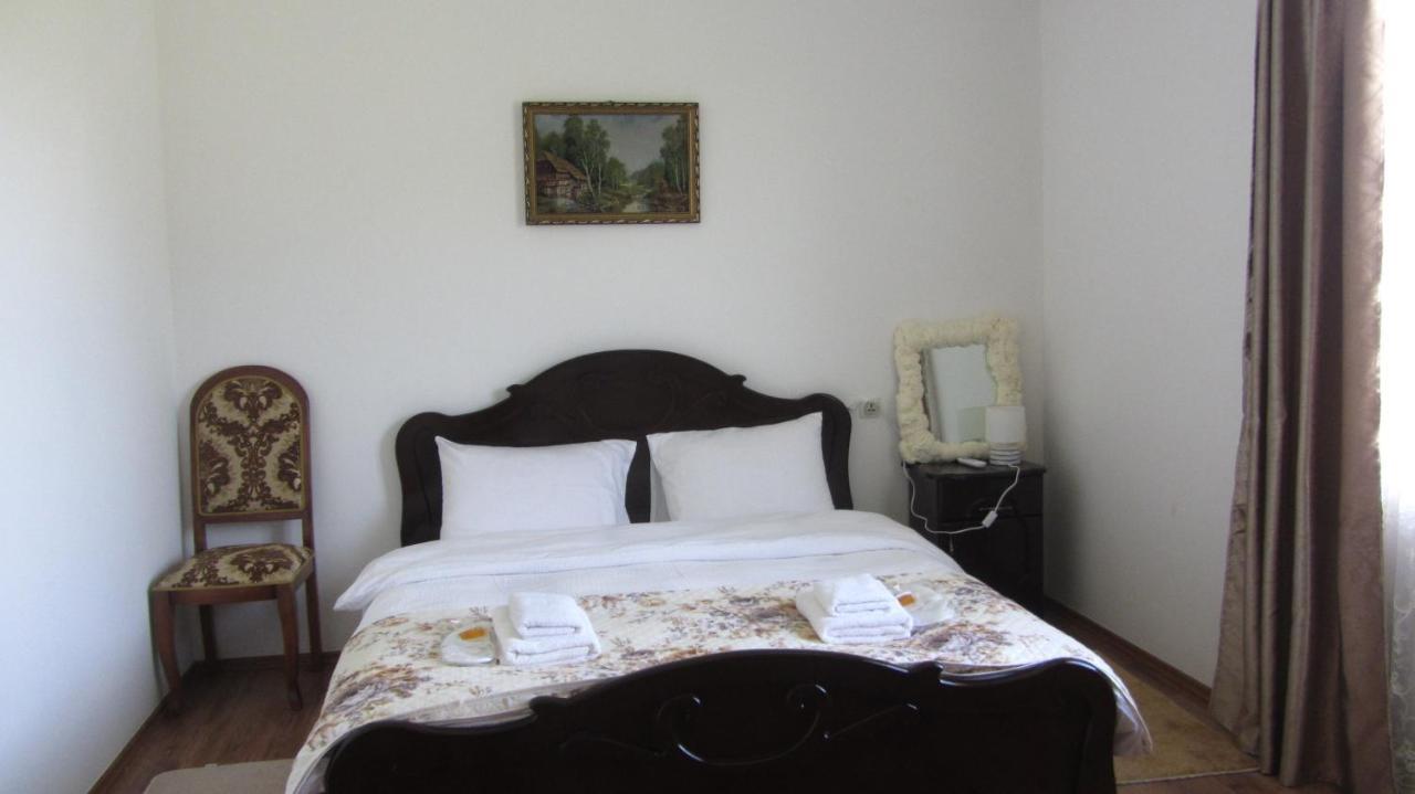 Blue Guest House Samtredia Dış mekan fotoğraf