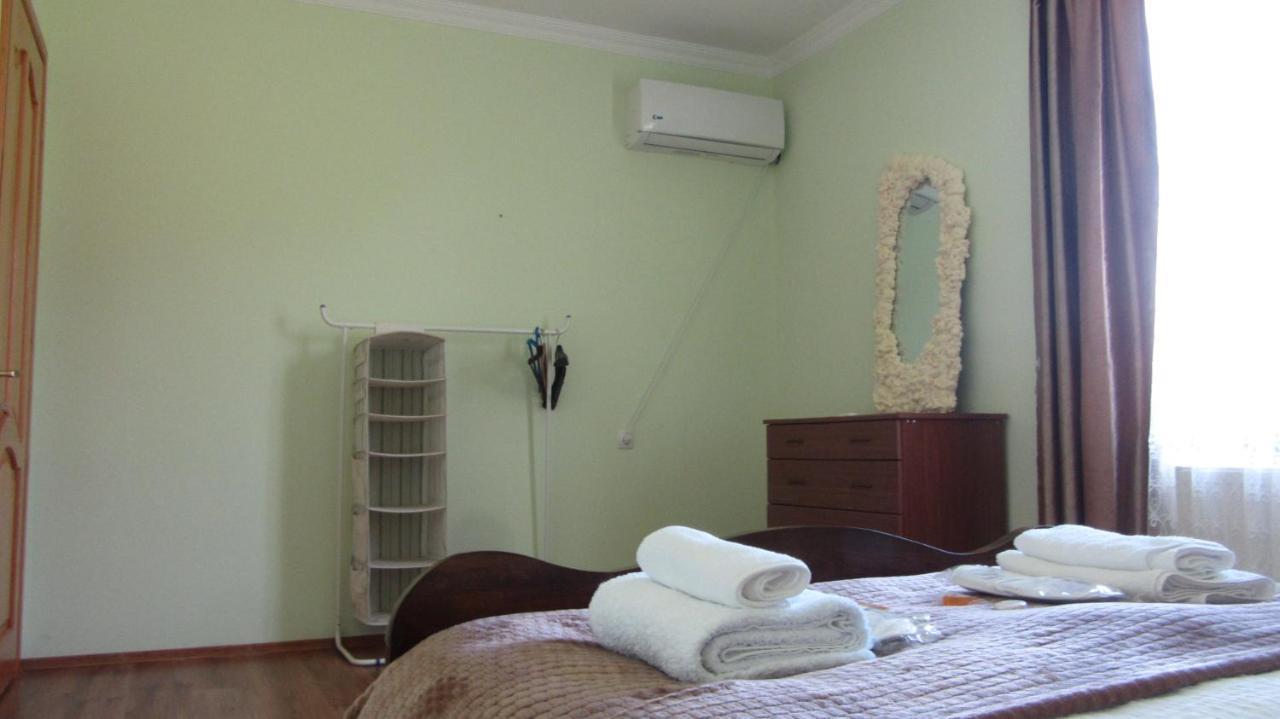 Blue Guest House Samtredia Dış mekan fotoğraf
