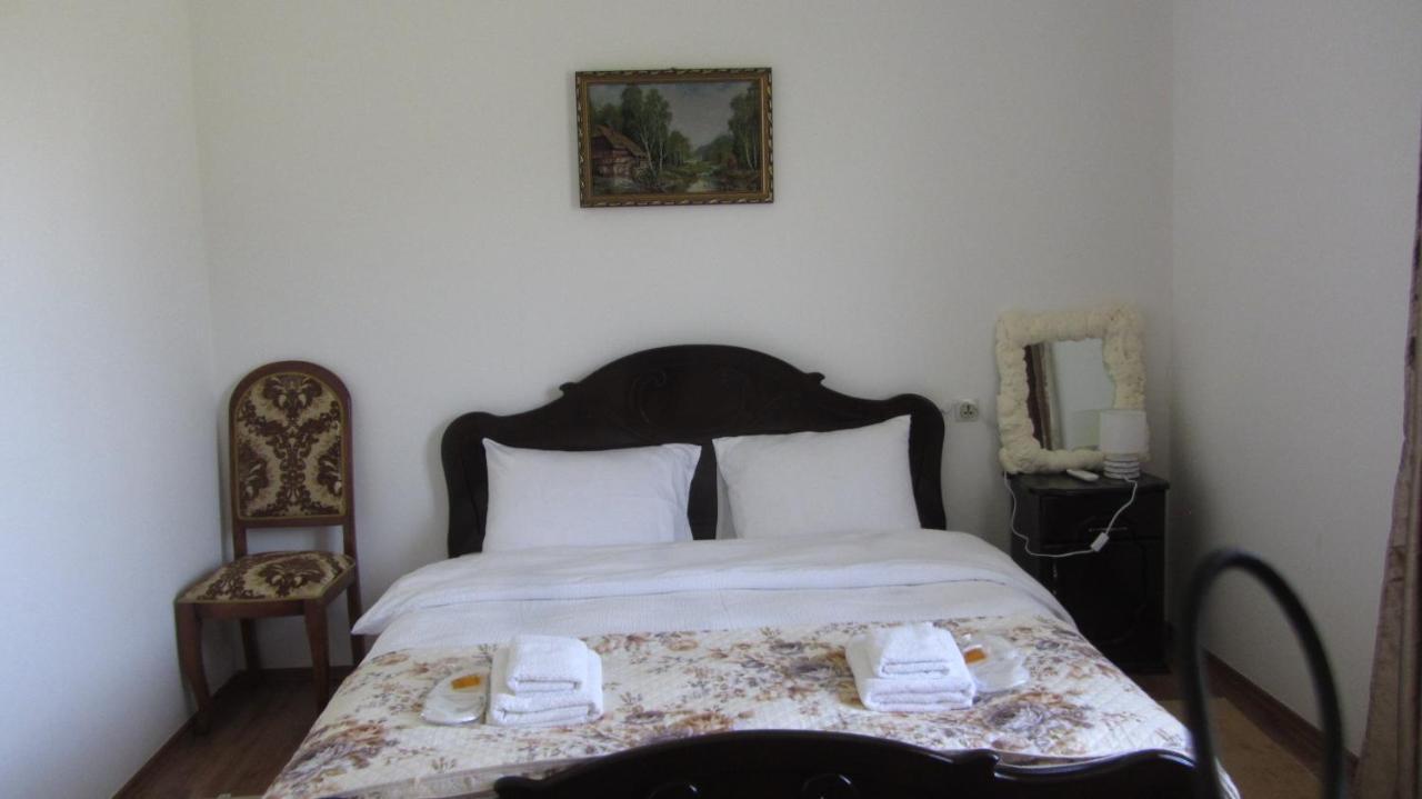 Blue Guest House Samtredia Dış mekan fotoğraf