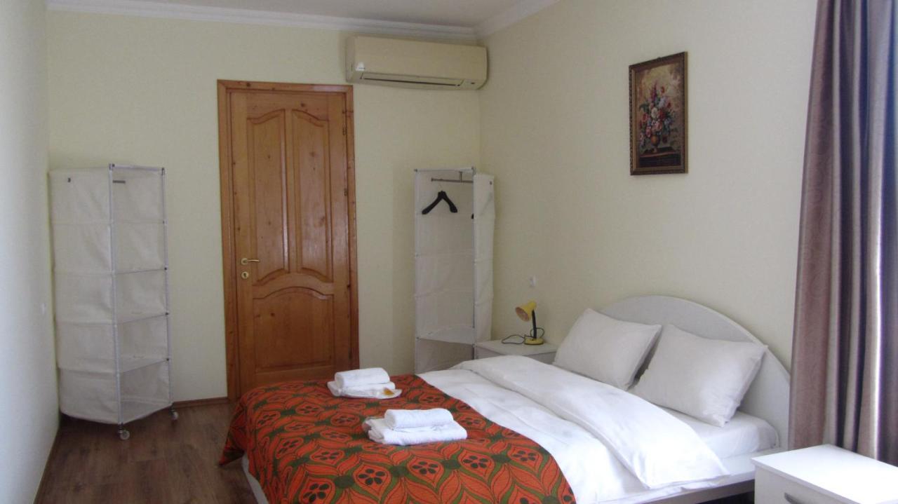 Blue Guest House Samtredia Dış mekan fotoğraf